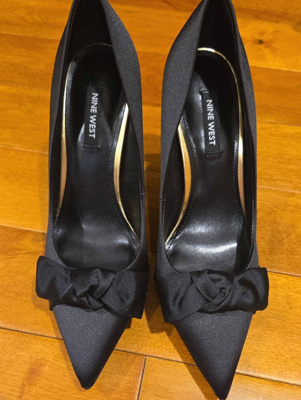 Nine West Black Satin Pointed-Toe Bow Heels